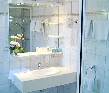 Landhotel Krone Königsbach-Stein Dış mekan fotoğraf